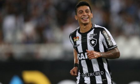 Jogador Renatinho do Botafogo