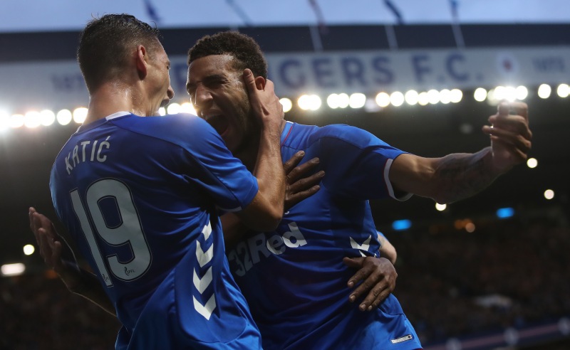 Connor Goldson comemora gol do Rangers