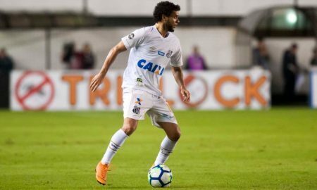 Victor Ferraz jogador do Santos