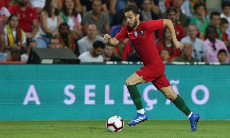 Bernardo Silva, jogador da Seleção de Portugal e do Manchester City, defendendo as cores de seu país contra a Croácia