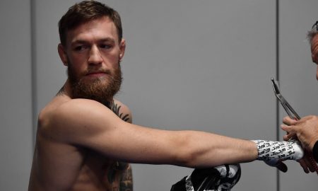 Conor McGregor publica mensagem na internet