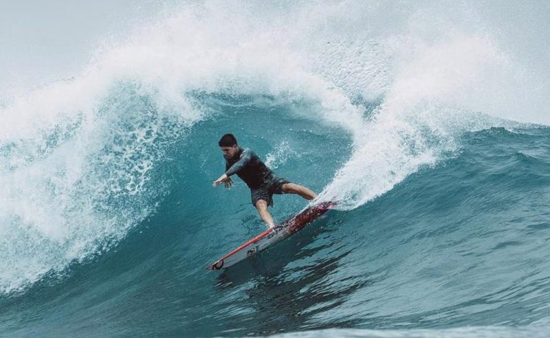 O surfista Gabriel Medina