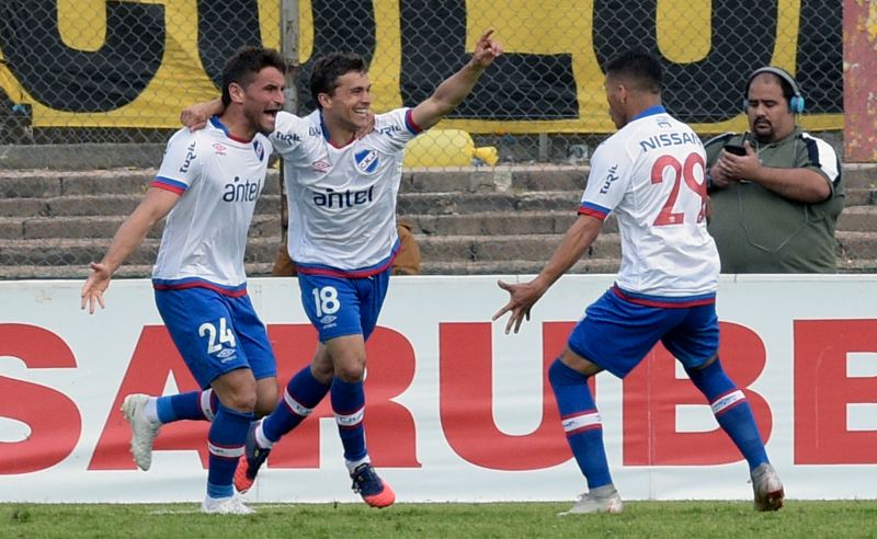 Jogadores do Nacional-URU