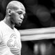 Jon Jones se prepara antes do UFC 214