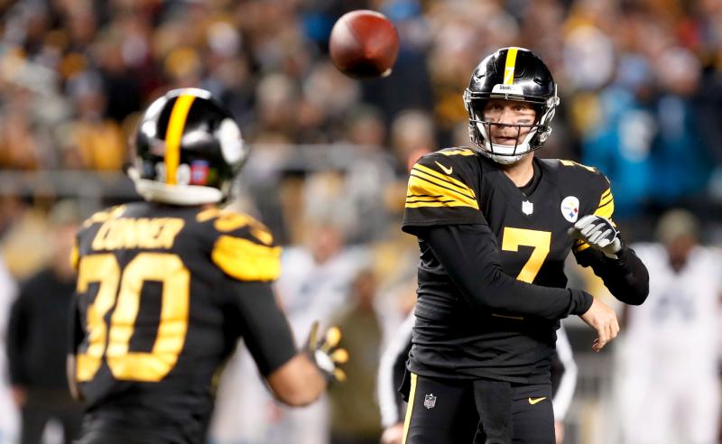 Ben Roethlisberger e James Conner dos Pittsburgh Steelers