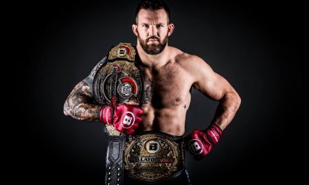 Ryan Bader é campeão dos meio-pesados e dos pesados no Bellator