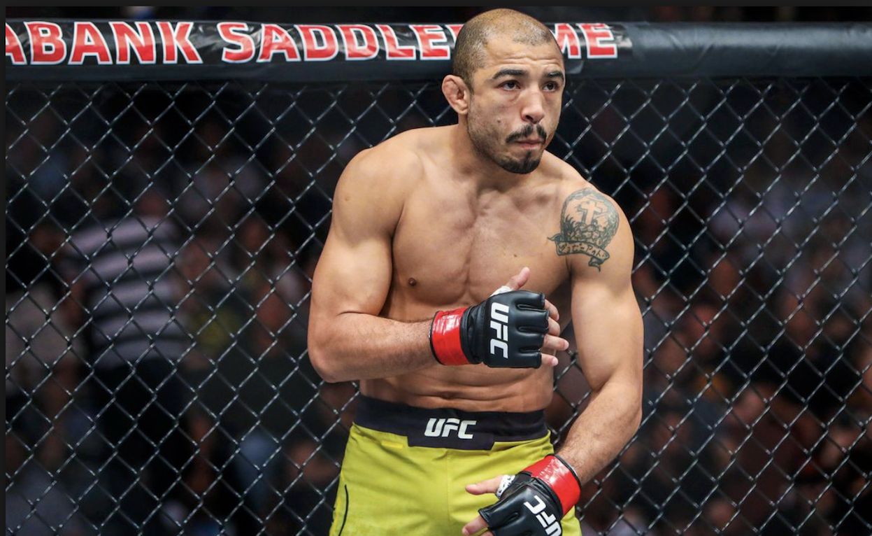 José Aldo é ex-campeão peso pena do UFC