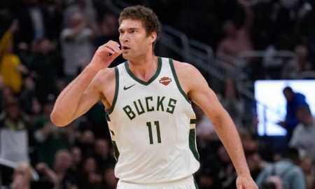 Brook Lopez dos Milwaukee Bucks