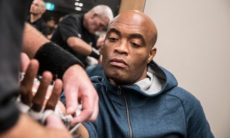 Anderson Silva é ex-campeão dos médios do UFC