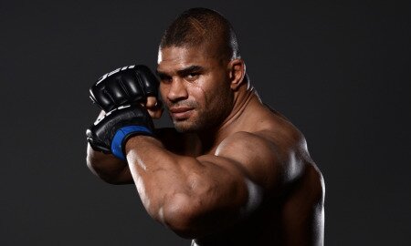 Alistair Overeem encara Aleksei Oleinik no UFC Russia