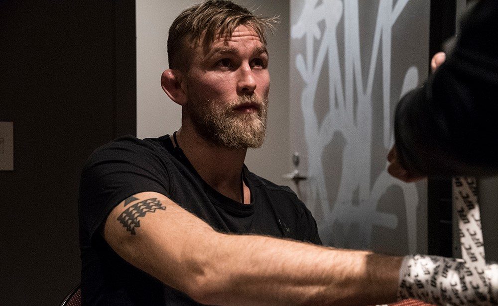 Alexander Gustafsson é lutador dos meio-pesados do UFC
