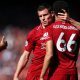 James Milner e Trent Alexander-Arnold do Liverpool