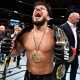 Henry Cejudo é campeão peso mosca e campeão peso galo do UFC