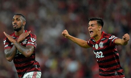 Gerson e Reinier comemoram o segundo gol do Flamengo sobre o Fluminense