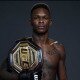 Israel Adesanya é o campeão dos médios do UFC