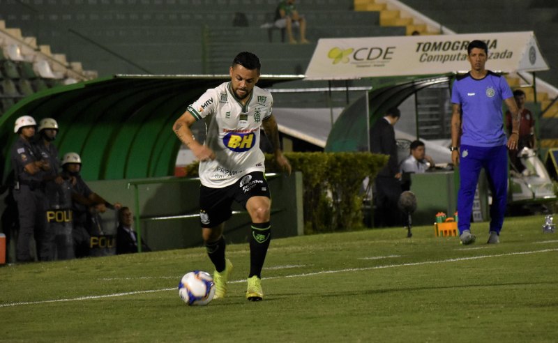 Felipe Azevedo do América-MG