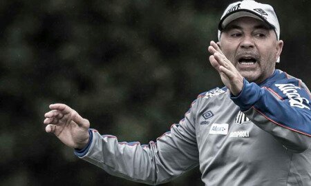 Sem acordo com o Santos, Jorge Sampaoli deixa a Vila Belmiro