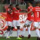 Internacional joga para se manter 100% no estadual