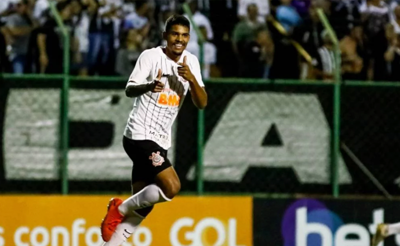 Corinthians e Internacional são favoritos nas quartas de final da Copinha