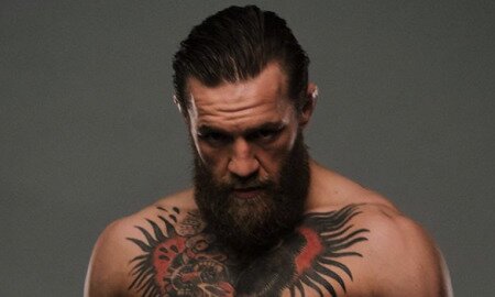 Conor McGregor é ex-campeão dos leves do UFC