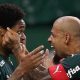 Luiz Adriano e Felipe Melo do Palmeiras