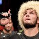 Khabib Nurmagomedov é campeão dos leves do UFC