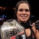 Amanda Nunes é campeão dupla do UFC