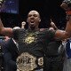 Jon Jones é campeão dos meio-pesados do UFC