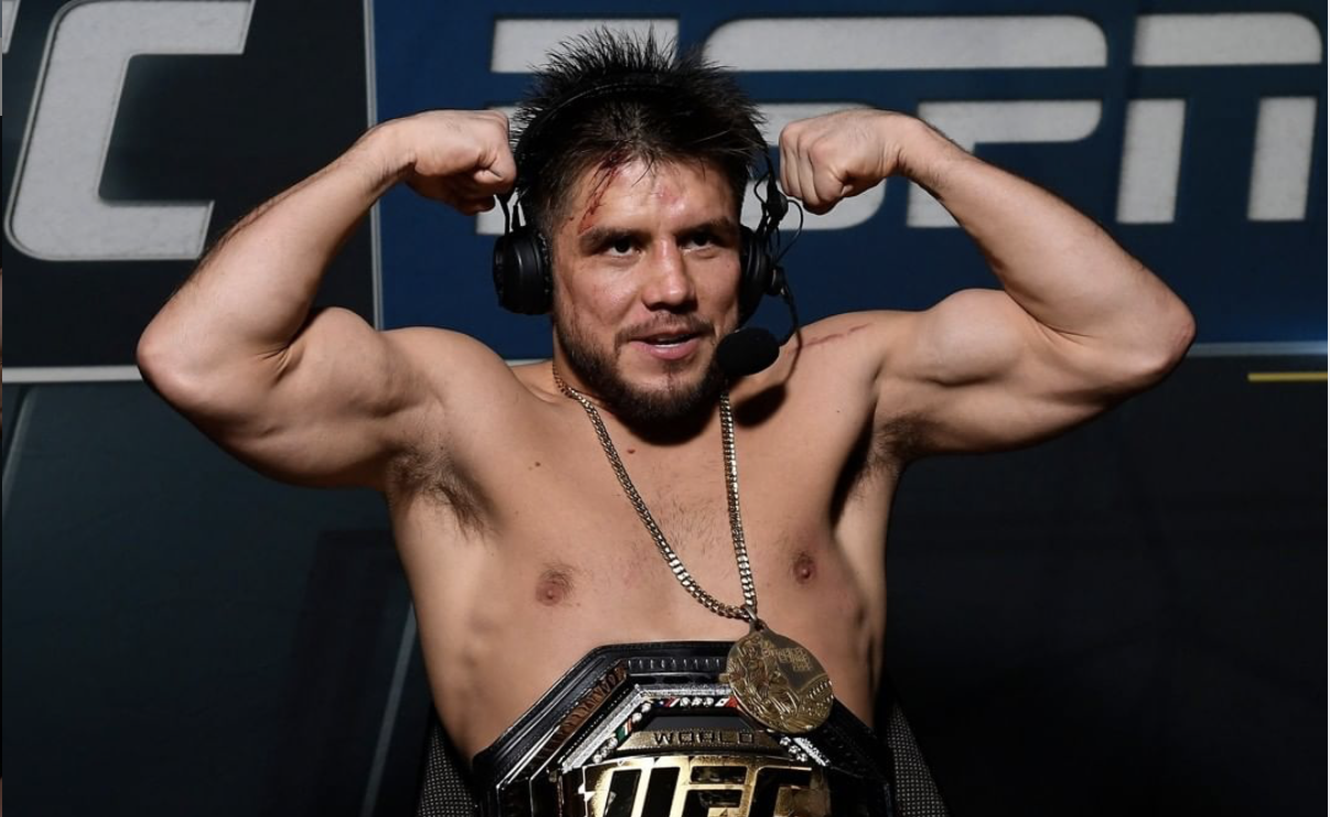 Henry Cejudo é campeão peso galo do UFC