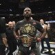 Jon Jones é ex-campeão meio-pesado do UFC