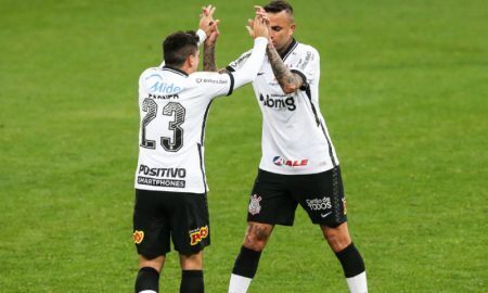 Fagner e Luan do Corinthians