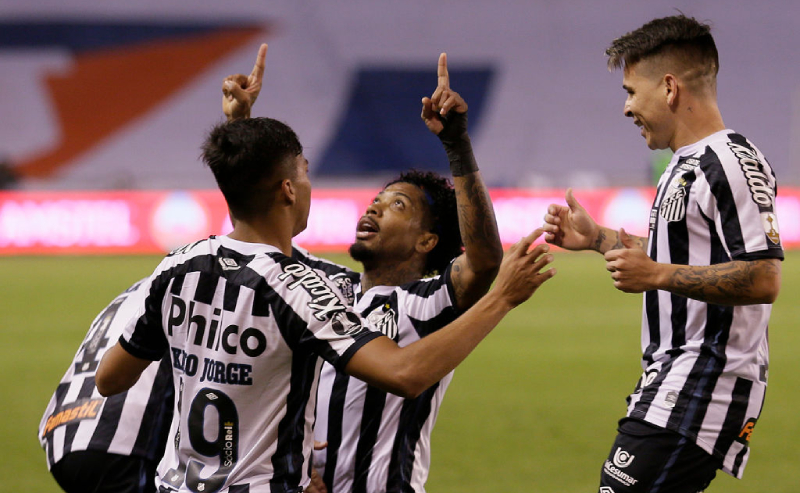 Kaio Jorge e Marinho do Santos