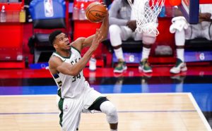 Giannis Antetokounmpo do Milwaukee Bucks