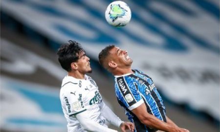 Gustavo Gomez do Palmeiras e Diego Souza do Gremio