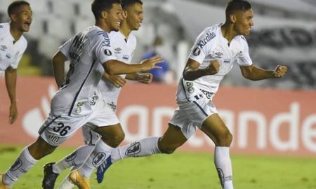 Comemoração de gol do Santos, que pega o Deportivo Lara na fase preliminar da Libertadores 2021