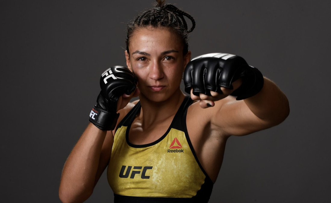 Amanda Ribas é lutadora peso-palha do UFC
