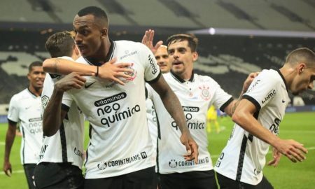 Corinthians vence no Paulistão 2021