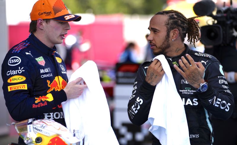 Max Verstappen e Lewis Hamilton na F1