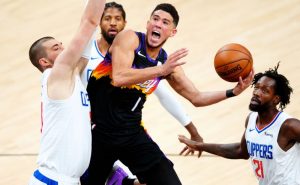 Devin Booker em Phoenix Suns x Los Angeles Clippers na final da Conferência Oeste dos Playoffs 2021 da NBA