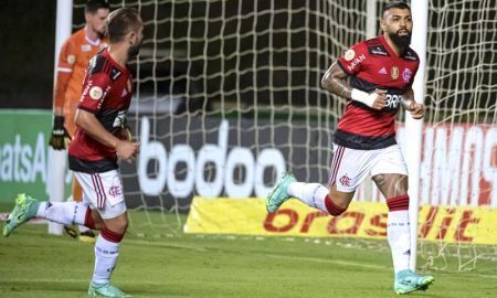 Gabigol, do Flamengo, comemora gol sobre o Bahia no Brasileirão 2021