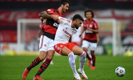 Lance de Flamengo x Internacional no Brasileirão 2021