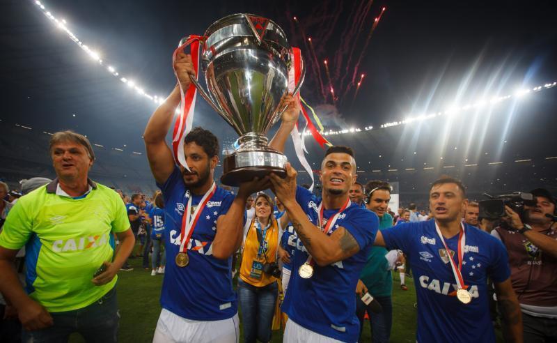 Cruzeiro festeja sua conquista como vencedor do Campeonato Mineiro
